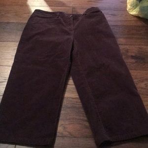 B1G1  George brand ladies Capri size 6